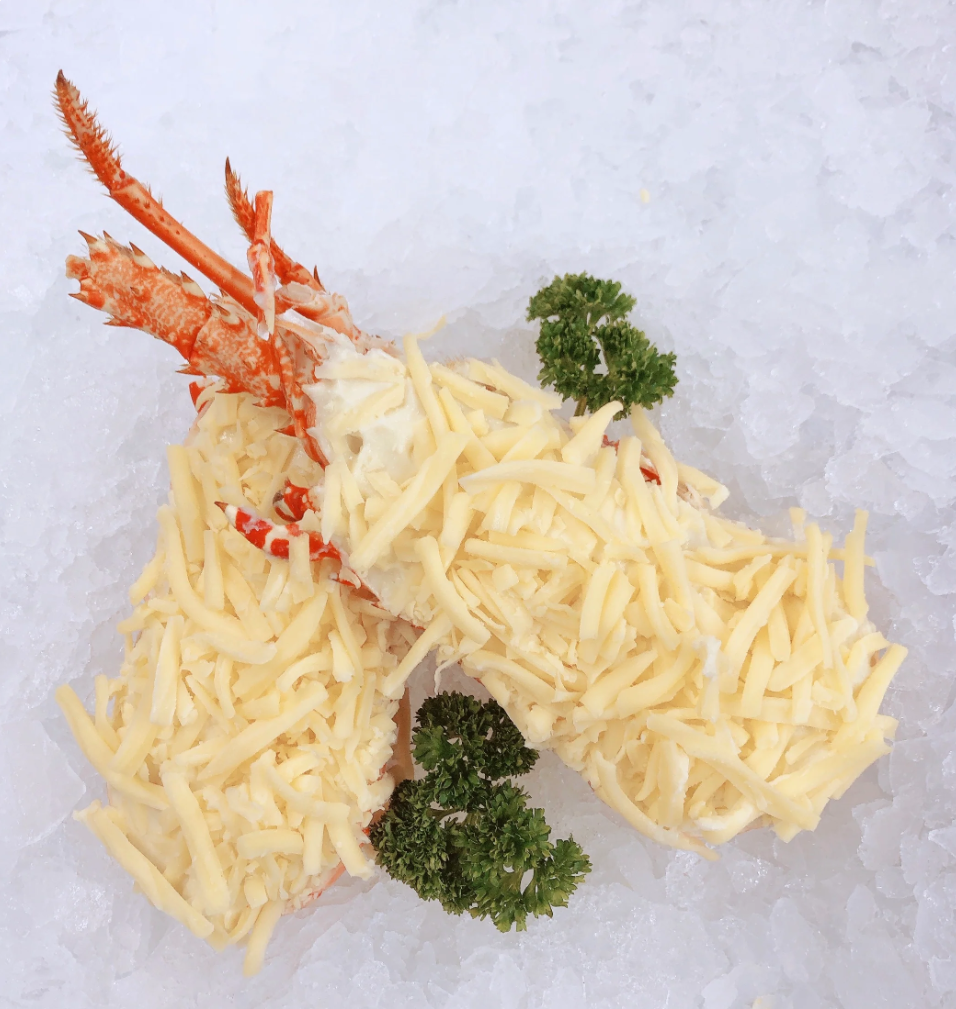 [Ready To Cook] Large Cooked WA Lobster Mornay (2 halves)