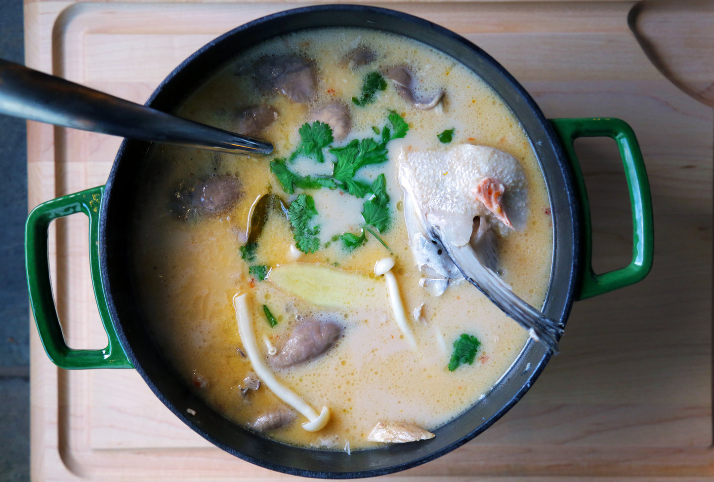 [Ready to cook] Salmon Head (ea)