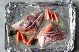 [Ready to cook] Salmon Head (ea)